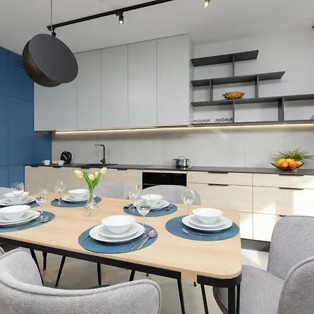 Business Wola With Parking Place By Renters Appartement Varsovie